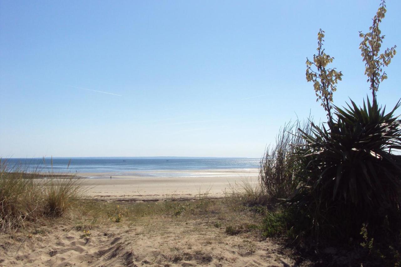 Les Chambres Des Gites Des Isles Barneville-Carteret Exterior foto